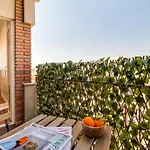 Sant Marti Apartment By Olala Homes
